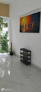 Ceylon Lodge - Airport Transit Hostel