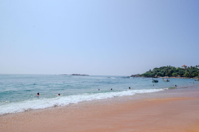 The Waves Unawatuna