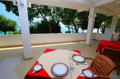 Paradise Beach Resort & Diving school