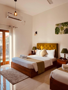 J leaf Hotel by Blue Bird
