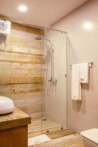 Ravo Hotel