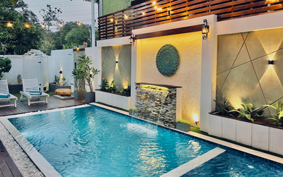 8 Plus Luxury Apartments