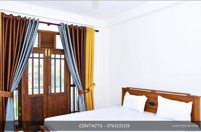 Crown Hotel Balangoda