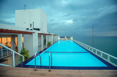 Modern Luxury Beachfront View Apartment Colombo
