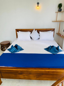 Kumudu Holiday Home