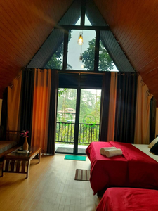 Water Side Cabin