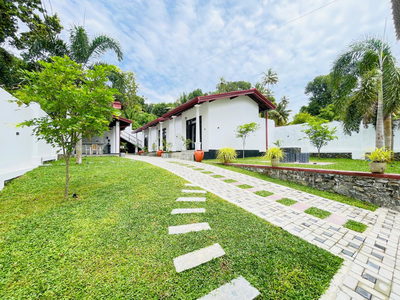 Thara Inn Villa