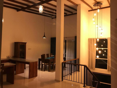 Lake Villa 21