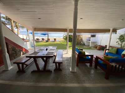Tropical Beach House Hikkaduwa