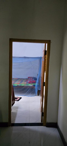 Fully furnished upstairs Room
