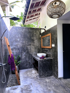 Ebony Boutique Villa