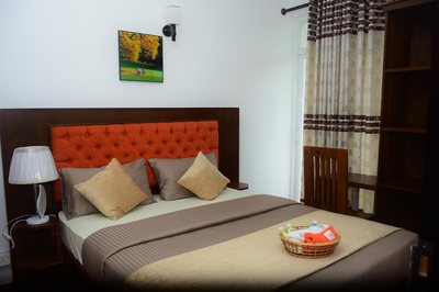 Shinic Holiday Inn