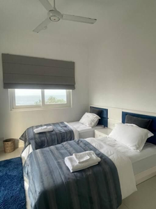 Sea La Vie! At De Saram Residencies- Mount Lavinia