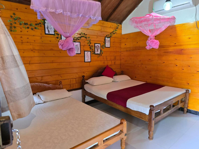 Dots bey beach cabana uppuveli