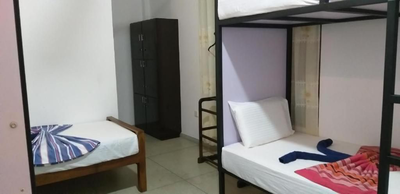 Craft Gallery Hotel & Hostel