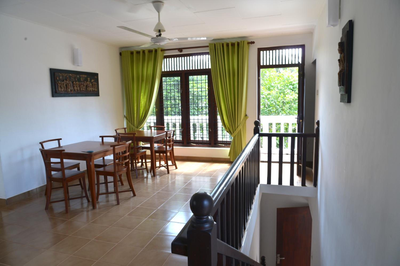 Oceanic Shades - Mount Lavinia