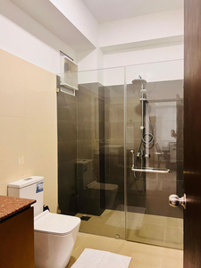 Ocean Breeze Negombo- TidesEnd Luxury Beach Apartments