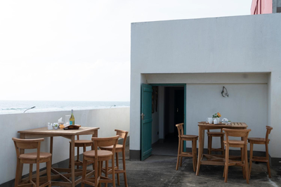 Four Petals Inn