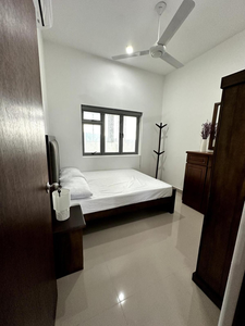 Golf Course Retreat - Pool,Parking,Wi-fi & Sunset