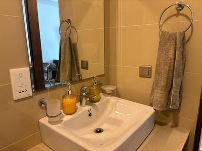 Ocean Breeze Studio Apartment Negombo