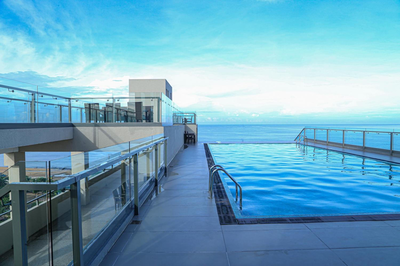 Ocean Breeze Studio Apartment Negombo