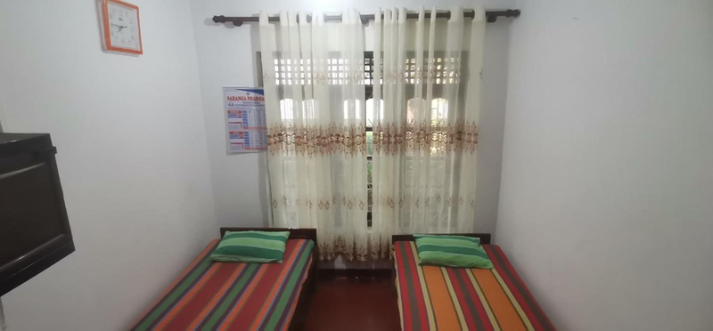 Hostel 42