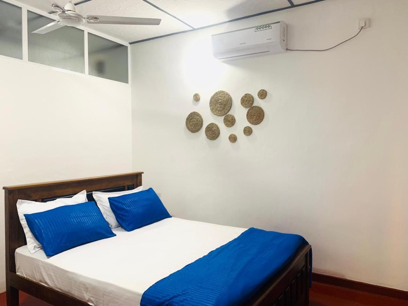 Yoyo holidays inn