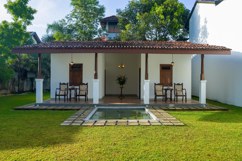 Summer House - Private villa close to International Airport BIA