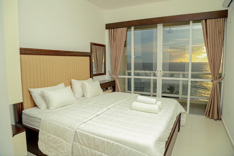 Sea View Sunset Beach Residences Uswetakeiyawa