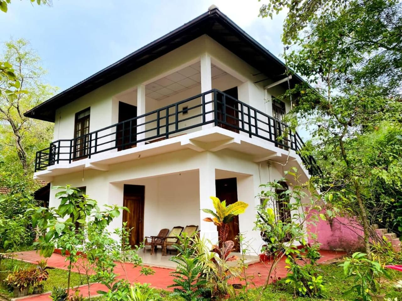 Weaver Bird Villa