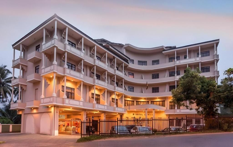 Devon Hotel