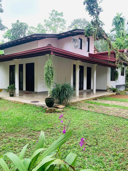 Diya Villa-Boossa