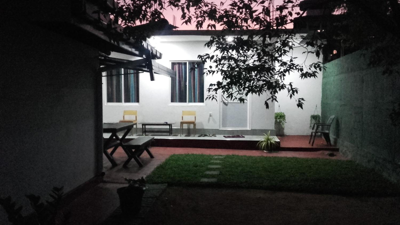 Araliya White House