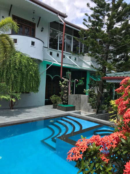 Avon Villa