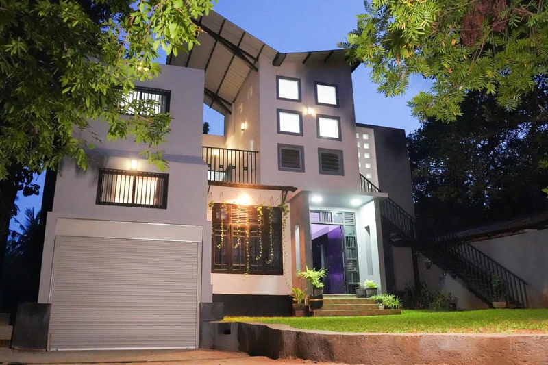 PEREGRINE Villa