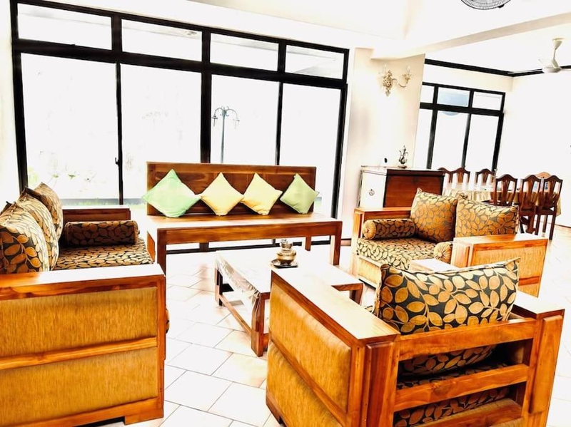 VILLA COLOMBO7 5BR HOLIDAY HOME UP to 10 Guests