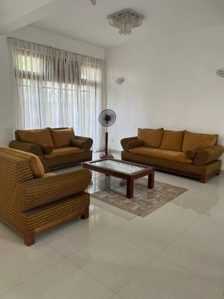 Home in Battaramulla