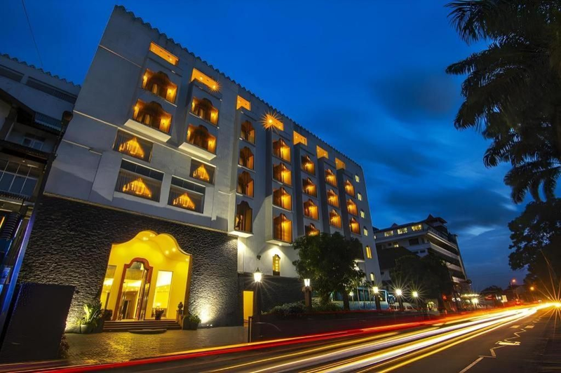 Royal Kandyan