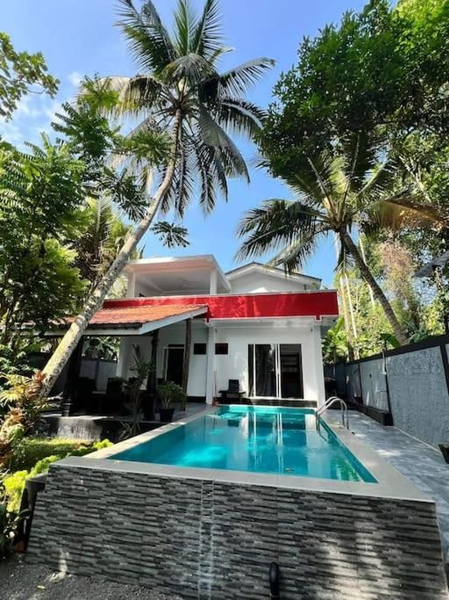 Luxury Villa Virginia with Private Pool and Garden