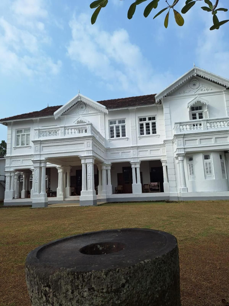Villa De Zoysa