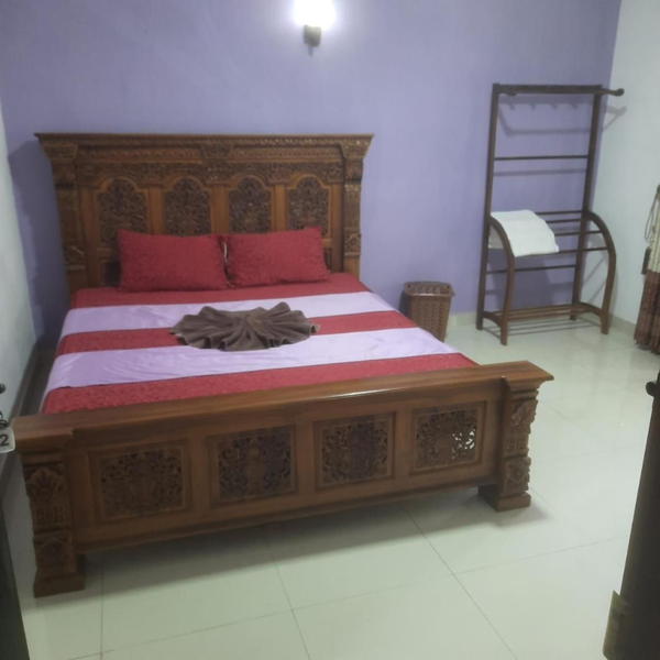 Nisal Guest House
