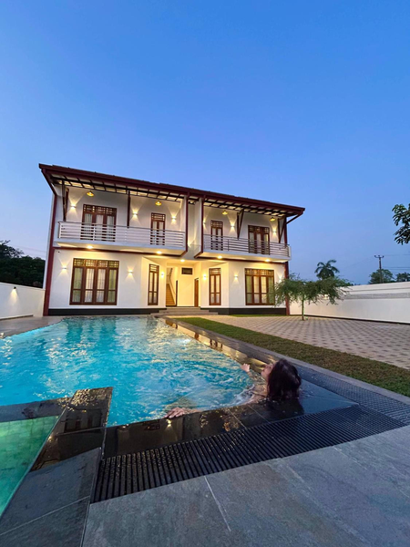 Villa Elegant Oasis