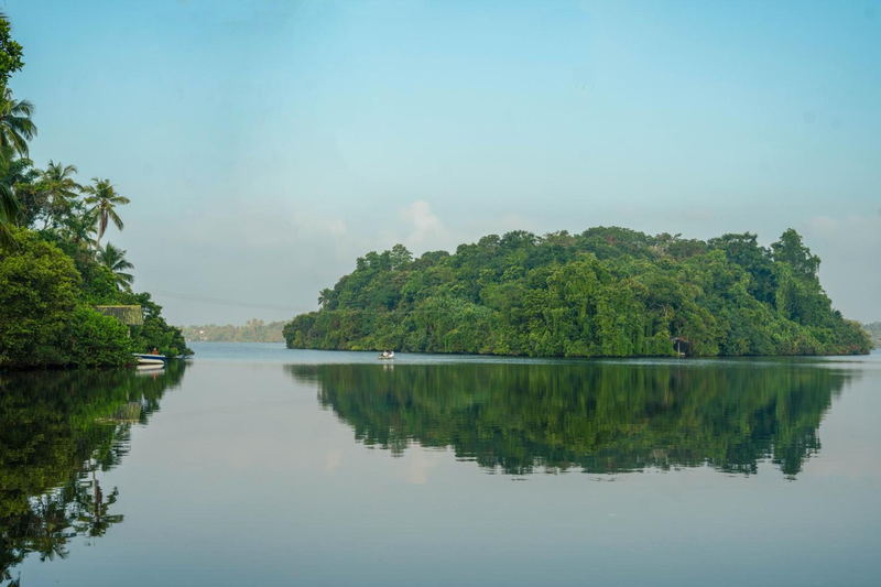 Samadhi Lagoon Villa