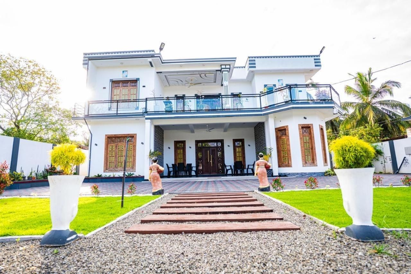 Luxury Stay Near Pasikuda