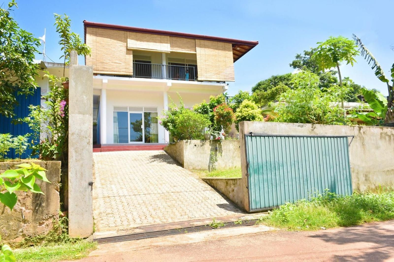 Sanithu Villa