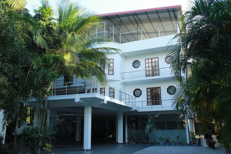 Ananthi HOTELS