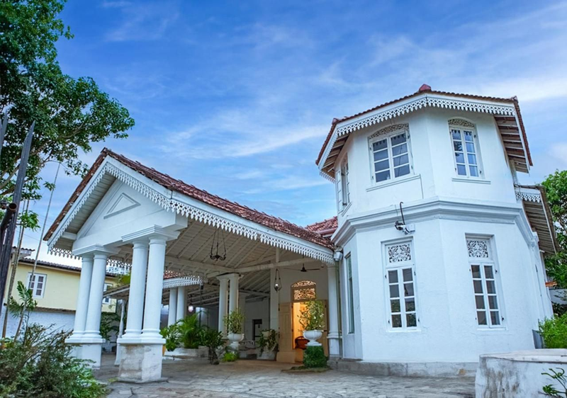 Beverly Villa
