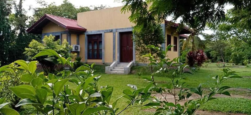 Villa de lagoon view
