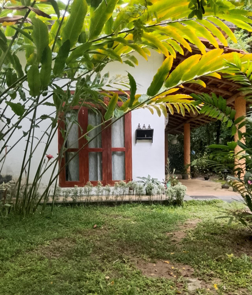 Lake Road Villa