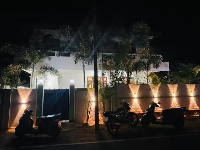 Kanapathiy Rest House